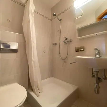 Apartment Comfortable 2 Bedroom In