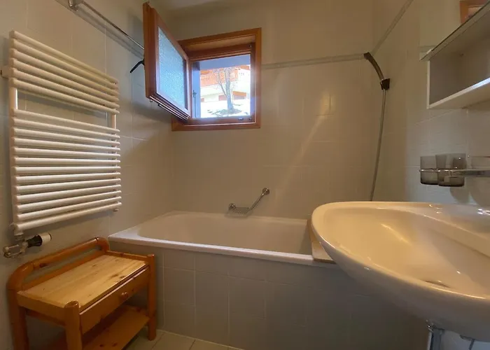 Lägenhet Comfortable 2 Bedroom In