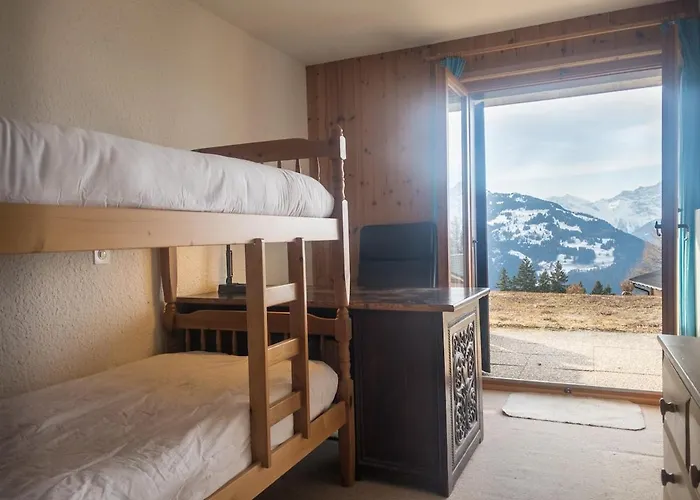 Comfortable 2 Bedroom In Lägenhet Gryon