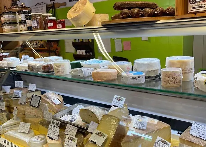 Comfortable 2 Bedroom In Appartement